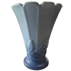 Vintage Weller Lori Tall Ribbed Vase Scalloped edges leaf pattern blue/perwinkle